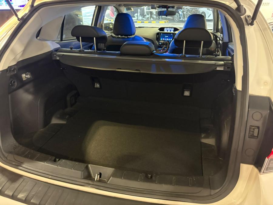 2023 XV 2.0I-S Eyesight AWD CVT - Image 5